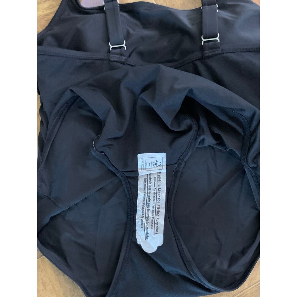Hurley Women’s One Piece Swimsuit XL Black UPF 50+ Adjustable Straps NWT - Picture 13 of 14